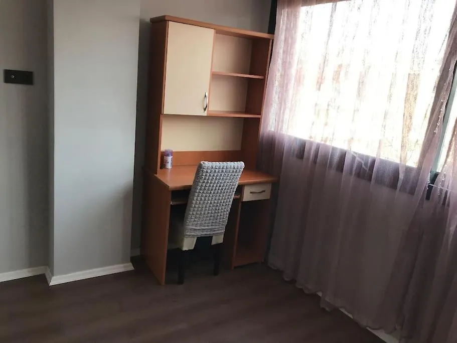 Ulasim Kolayligi Saglayan, Kiralik Oda Smirne Turchia